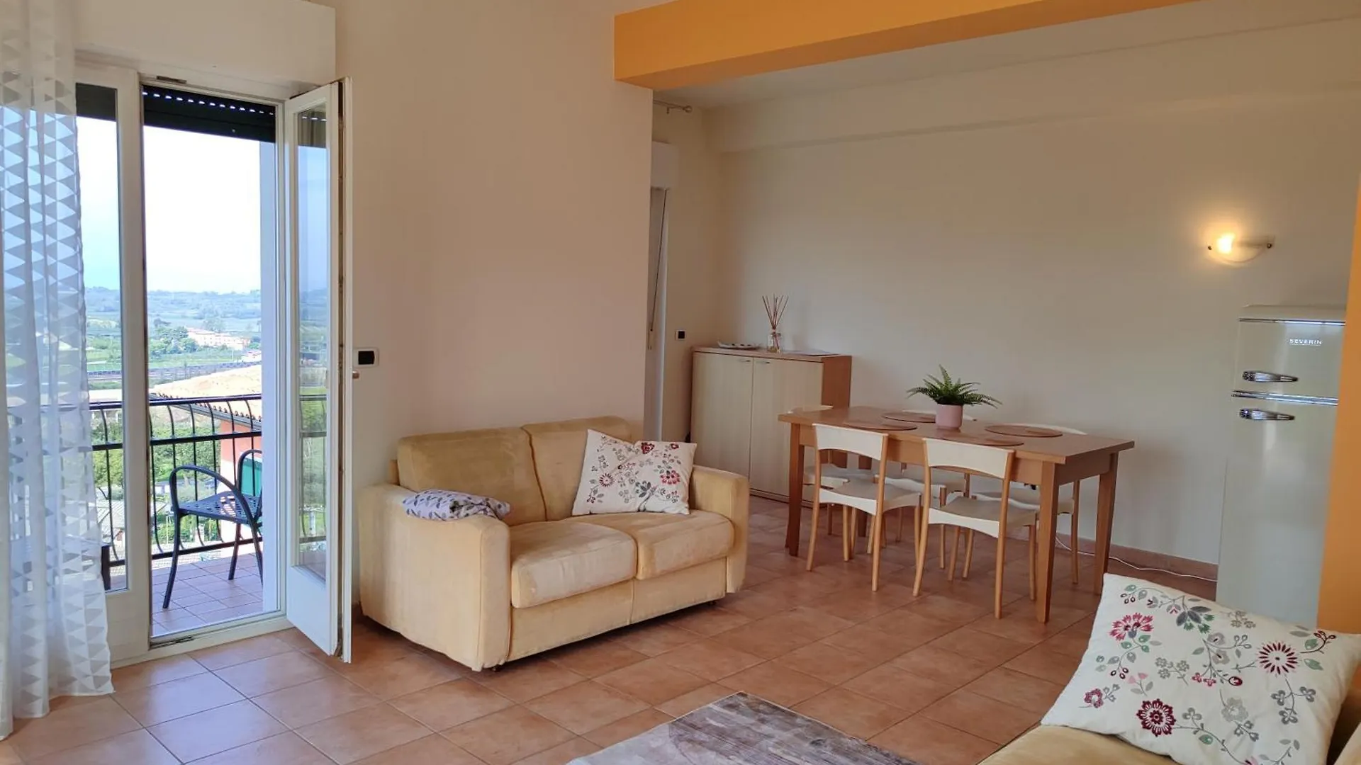 Nice Apartments Lake View & Free Parking Pastrengo