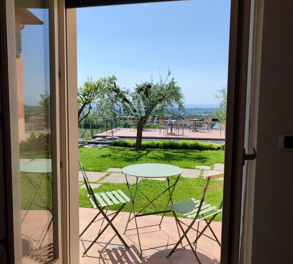 Nice Apartments Lake View & Free Parking Pastrengo Italien