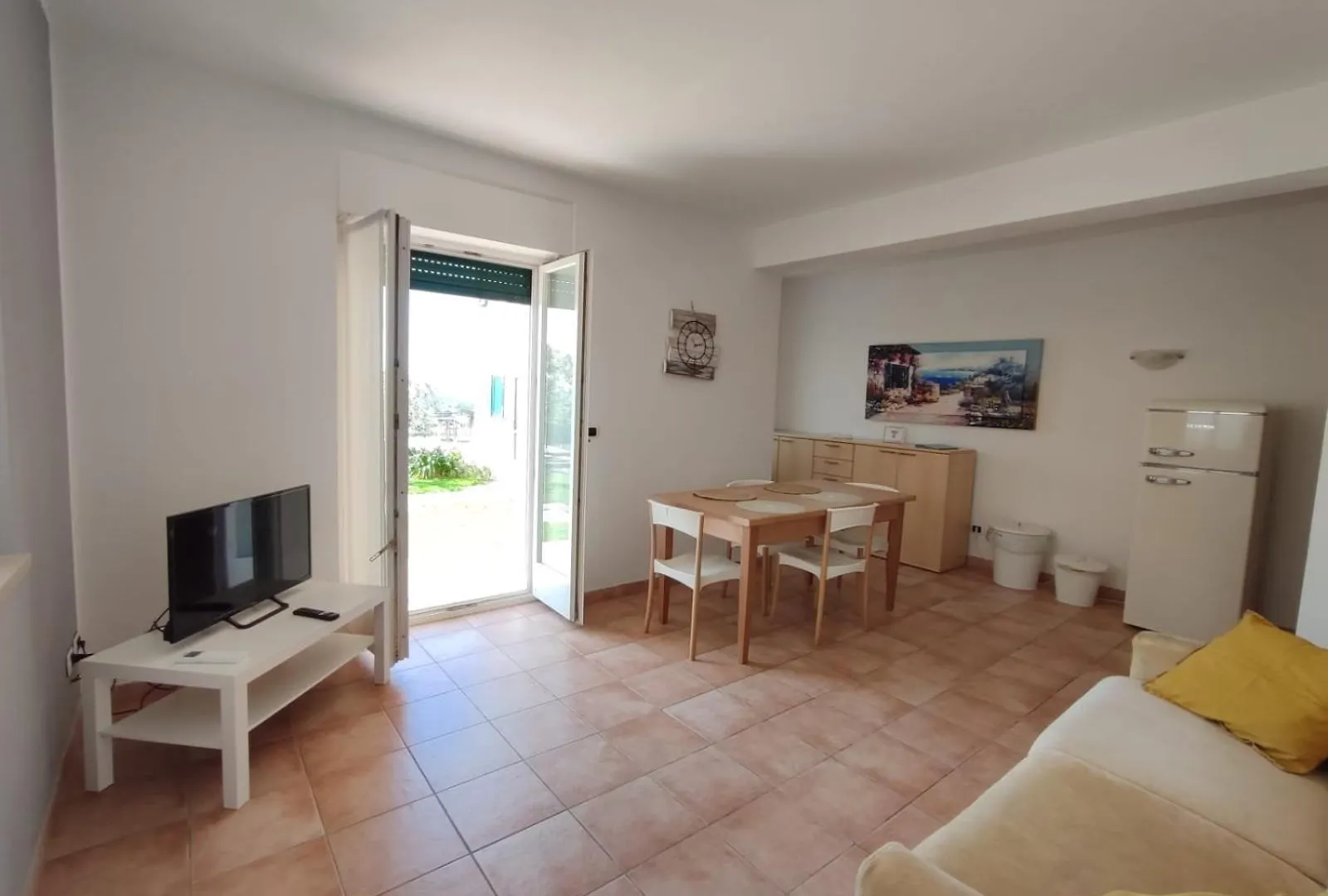 Nice Apartments Lake View & Free Parking Pastrengo 0*,  Italien